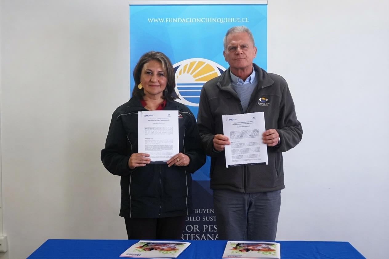 INDAP y Fundación Chinquihue firman convenio para apoyar a quienes combinan agricultura y pesca artesanal