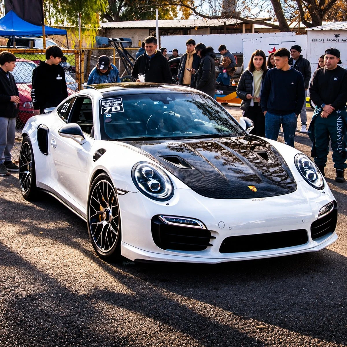 Puertomontino quiere darle a Chile su primer picódromo y pone en juego dos Porsche